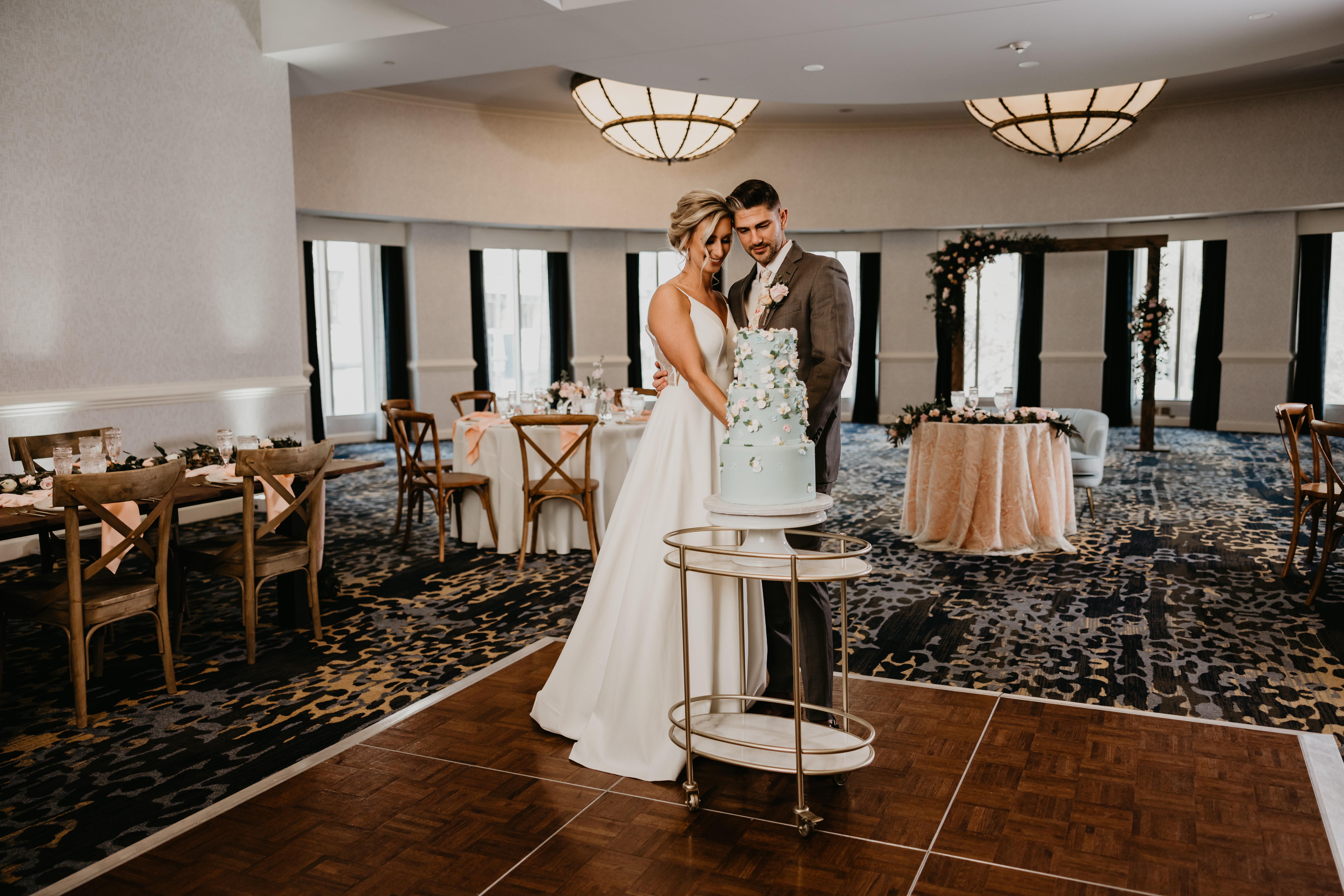 Crowne Plaza Cleveland At Playhouse Square By Ihg Ξενοδοχείο Εξωτερικό φωτογραφία