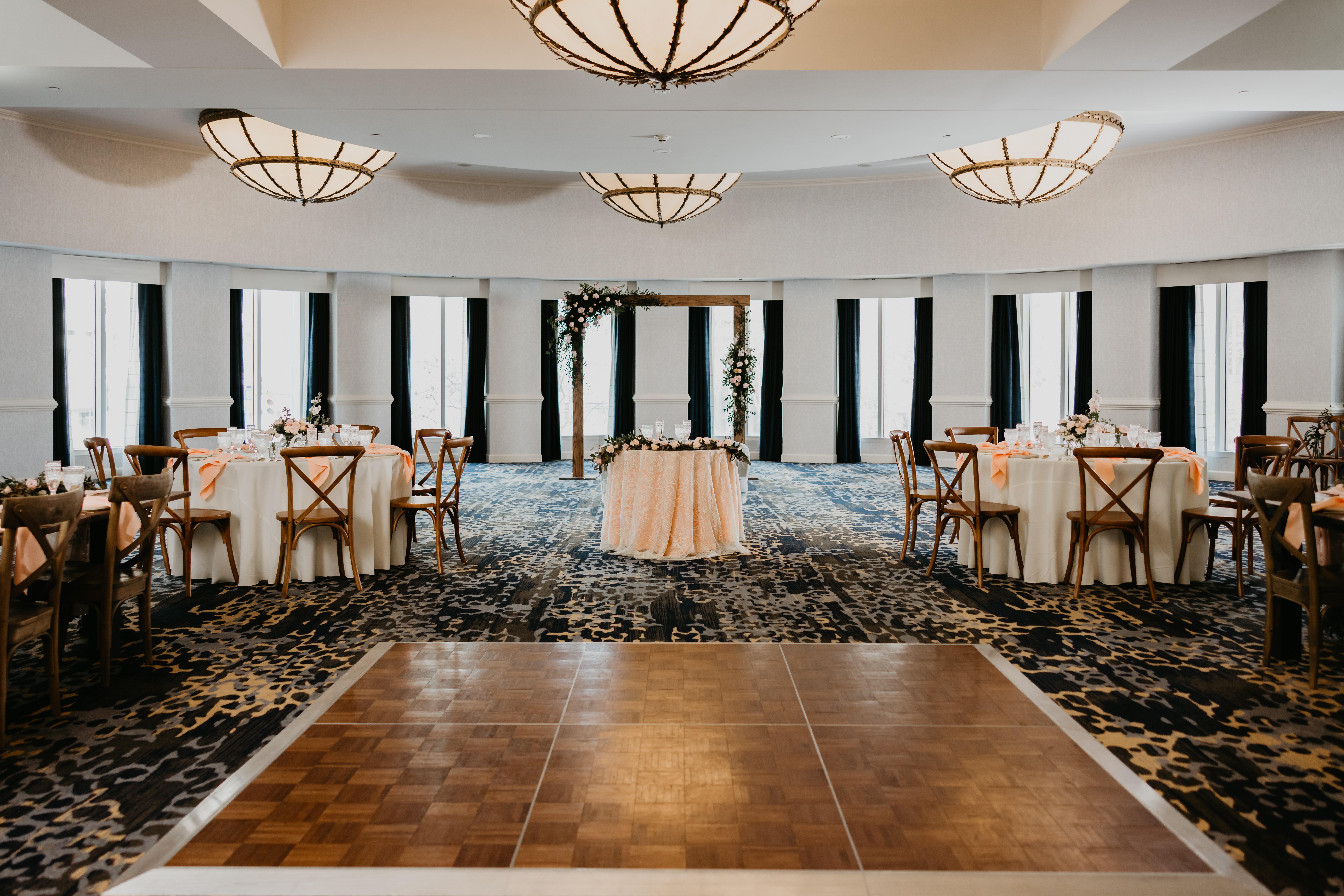 Crowne Plaza Cleveland At Playhouse Square By Ihg Ξενοδοχείο Εξωτερικό φωτογραφία